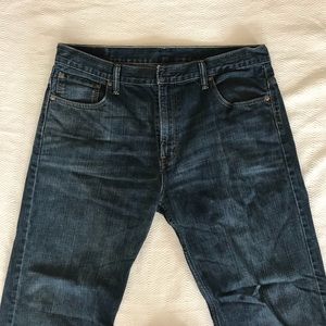 36x34 Levi’s medium wash straight jeans